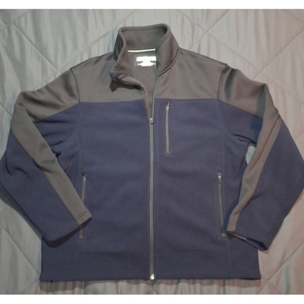 Tek Gear Men's Blue/Grey Jacket with three zipper pockets Medium Comfortable